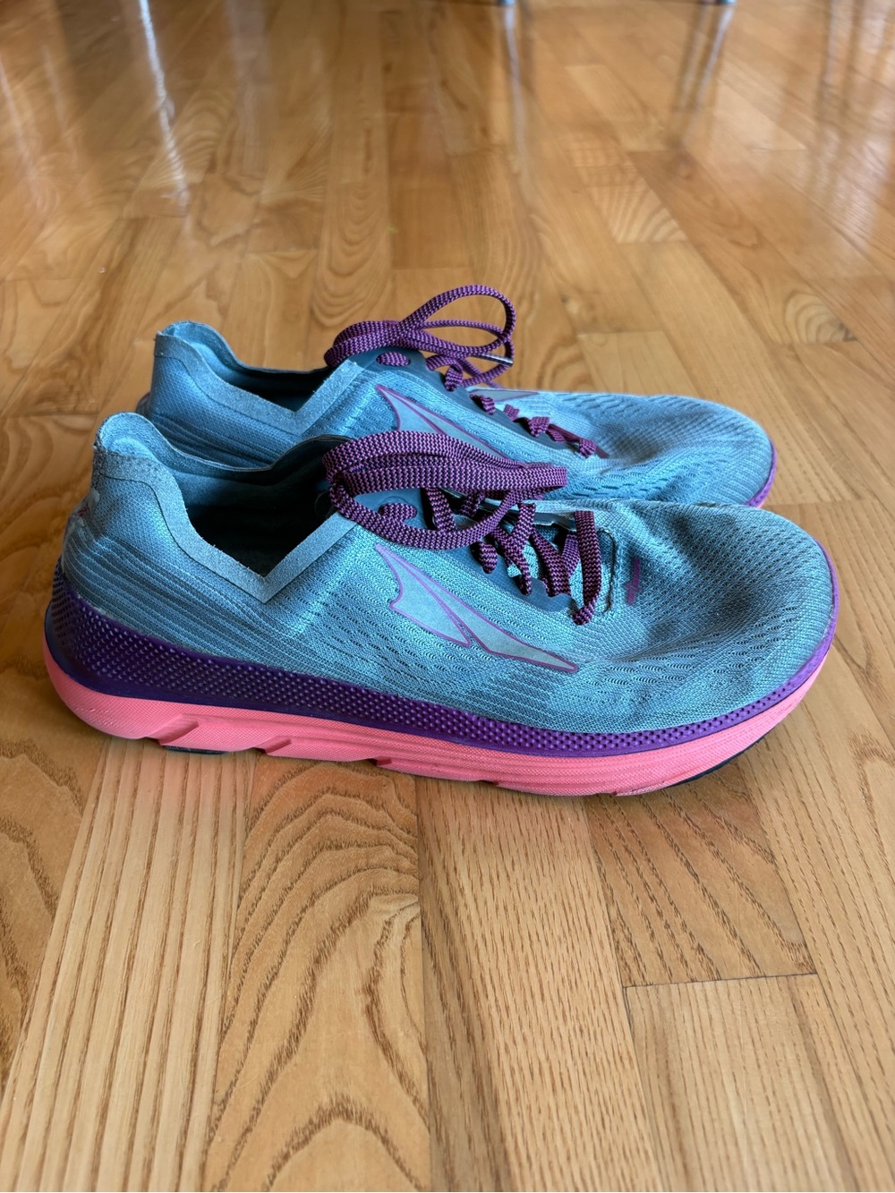Altra Duo 1.5 running shoes Road Racing Gray Purple Sneakers womens 9.5 Wide Toe